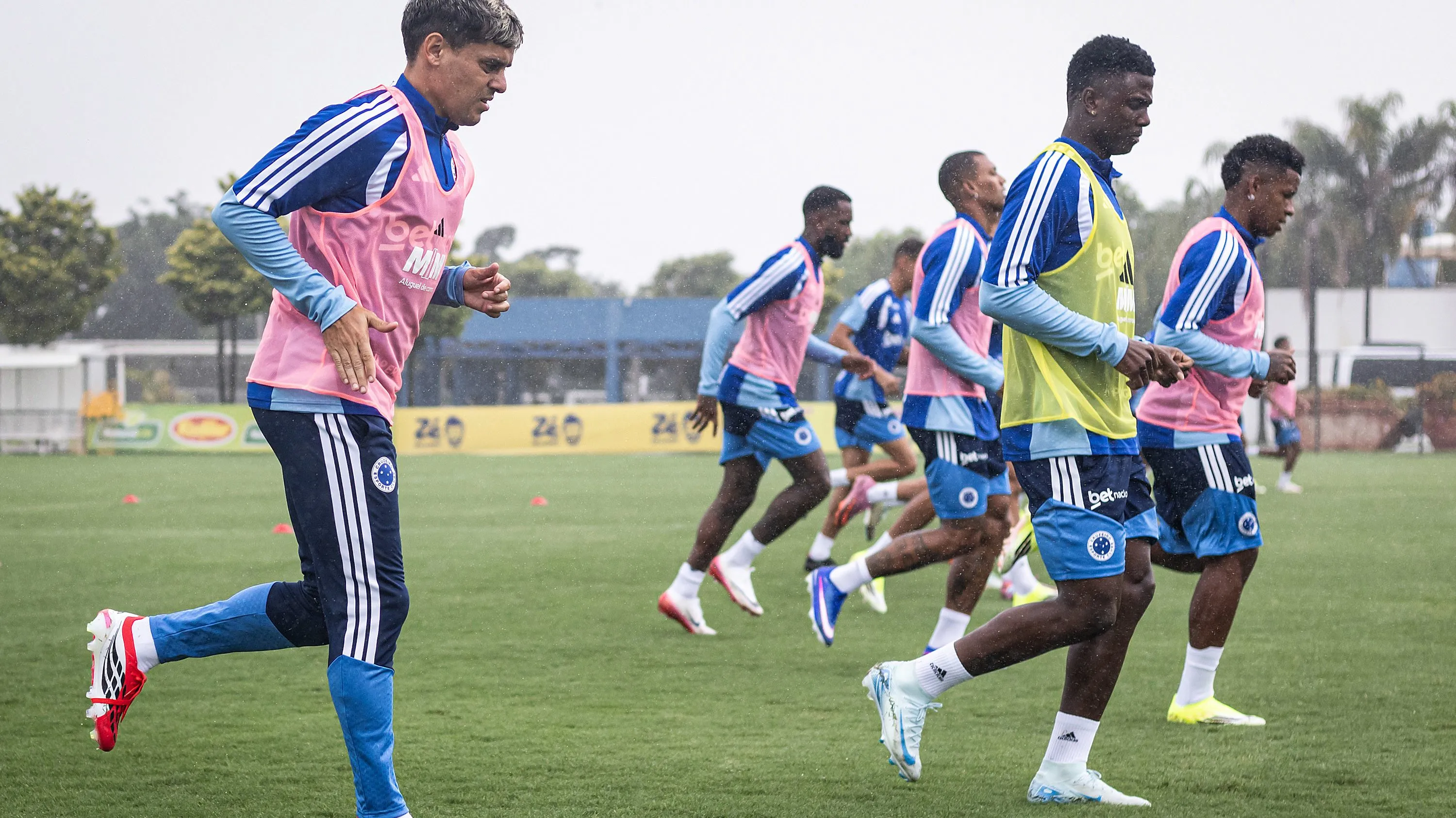 Treino na Toca da Raposa. Foto: Gustavo Aleixo/Cruzeiro