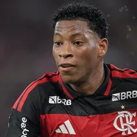 Torcida prefere saída de Plata do que Luiz Araújo no Flamengo