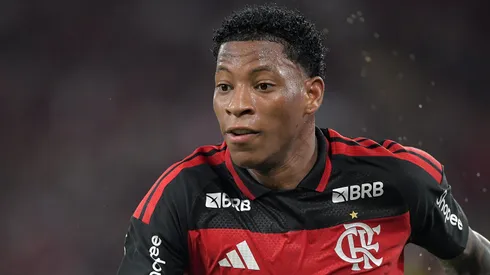 Plata jogador do Flamengo durante partida contra o Vasco no estadio Maracana pelo campeonato Carioca 2026.