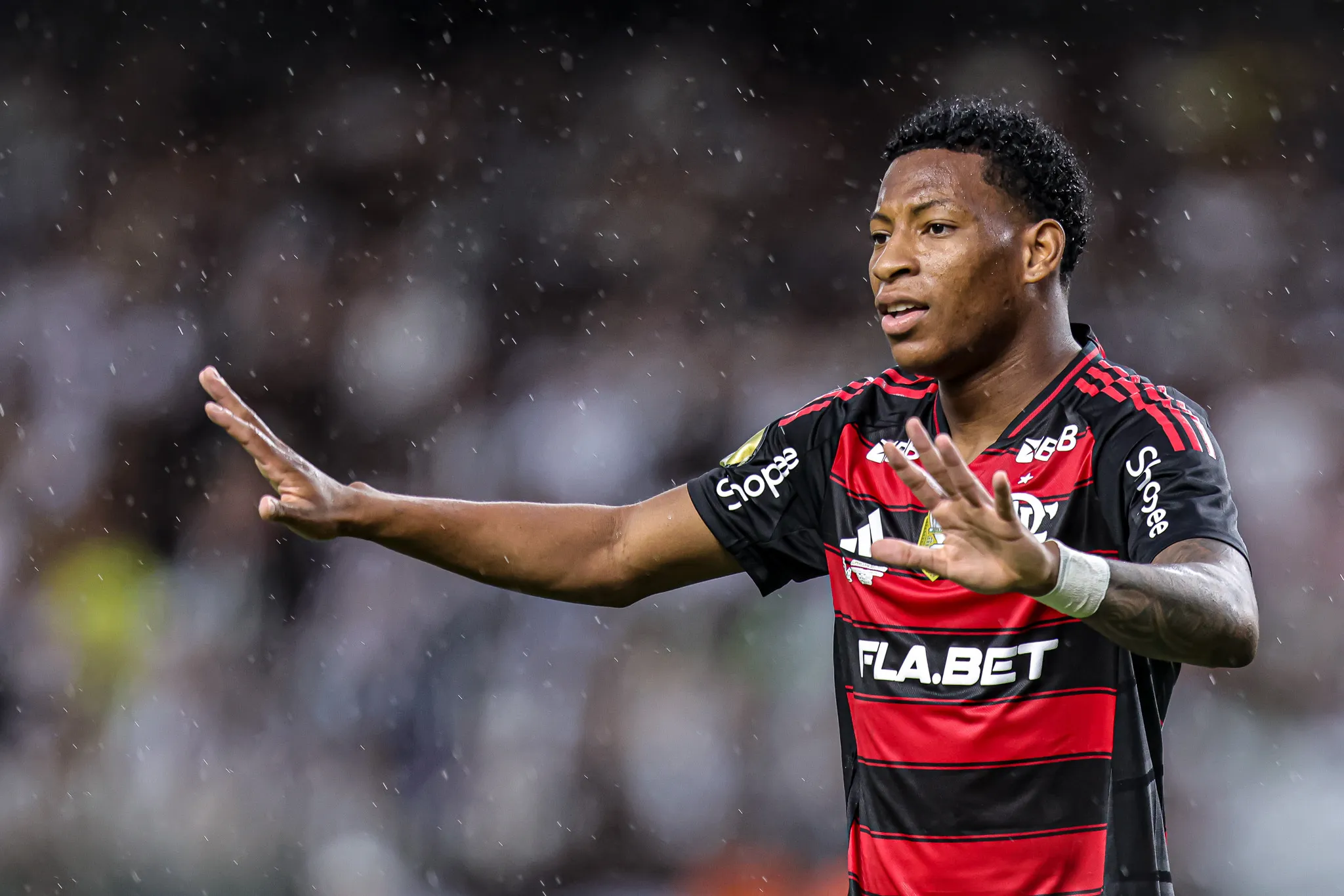 PA – BELEM – 02/02/2025 – SUPERCOPA 2025, FLAMENGO X BOTAFOGO – Plata jogador do Flamengo durante partida contra o Botafogo no estadio Mangueirao pelo campeonato Supercopa 2025. Foto: Fernando Torres/AGIF