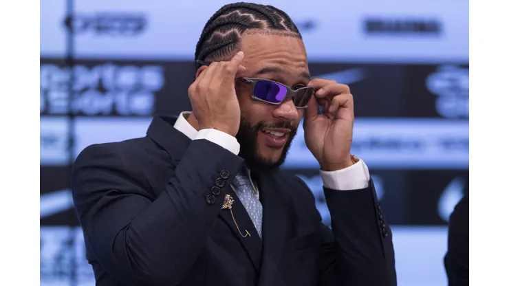Memphis Depay em sua apresentação no Corinthians. Foto: Ettore Chiereguini/AGIF