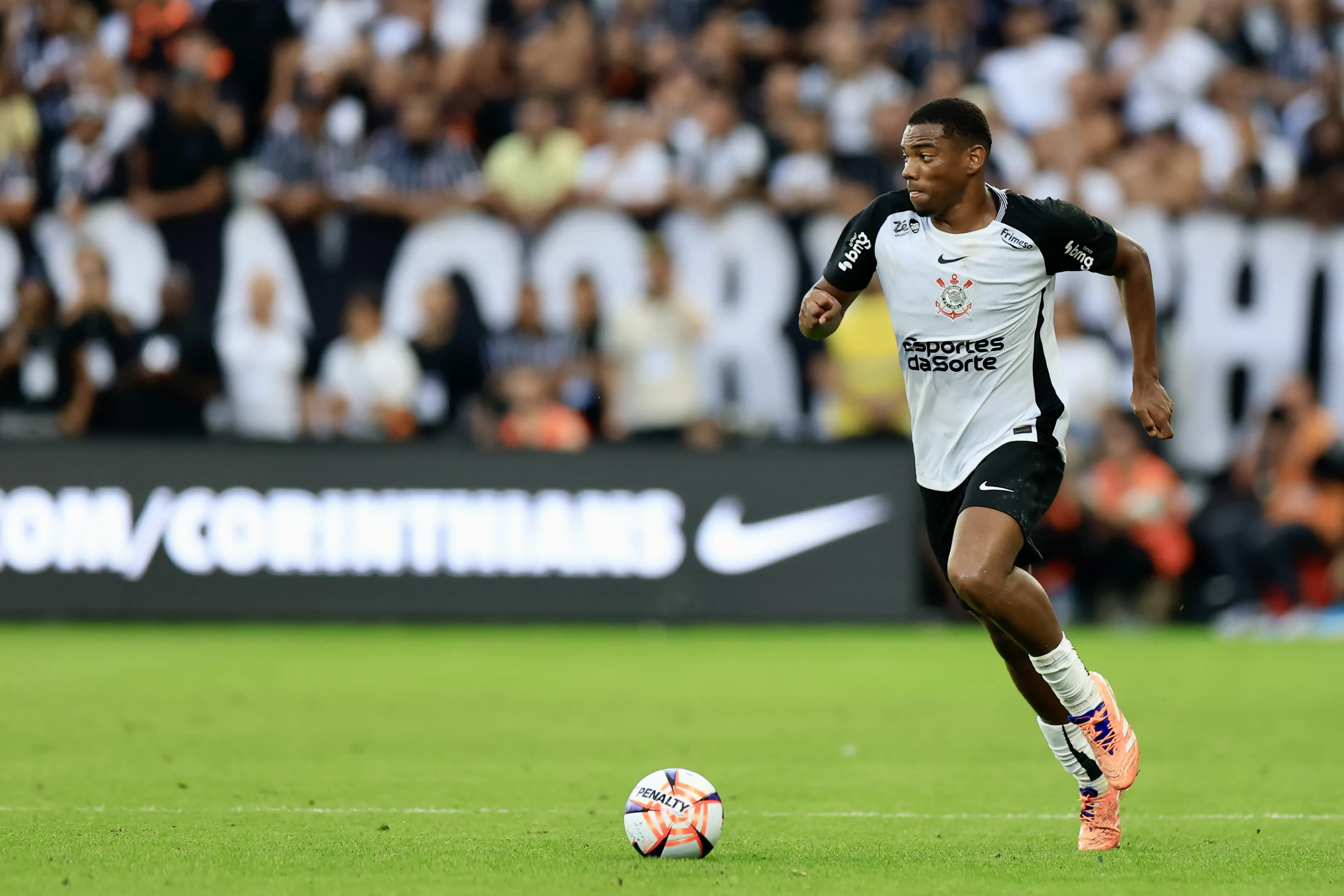 SP – SAO PAULO – 18/01/2026 – PAULISTA 2026, CORINTHIANS X SAO PAULO – Andre jogador do Corinthians durante partida contra o Sao Paulo no estadio Arena Corinthians pelo campeonato Paulista 2026. Foto: Marcello Zambrana/AGIF