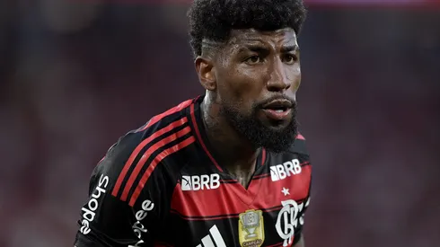 Emerson Royal jogador do Flamengo durante partida contra o Palmeiras no estadio Maracana pelo campeonato Brasileiro A 2025. Foto: Thiago Ribeiro/AGIF