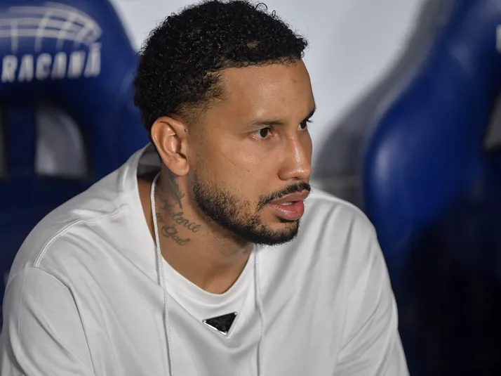 Jair tem situação atualizada no Vasco por Gustavo Caldeira