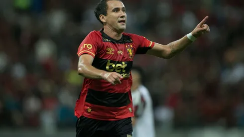 Pablo é o novo reforço do Operário-PR. Foto: Marlon Costa/AGIF