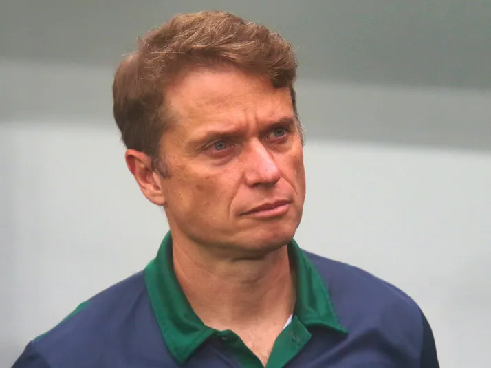 Atlético-MG tenta Fernando Seabra, treinador quer ficar no Coritiba