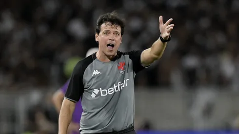 Diniz está na 'corda bamba' no Vasco.