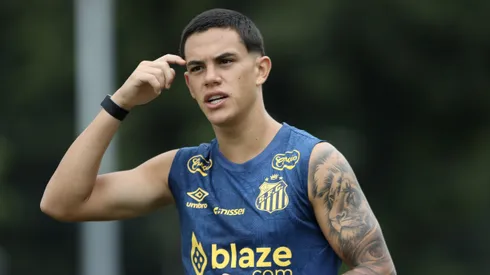 JP Chermont está de saída do Santos.