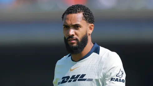 Juninho Vieira of Pumas UNAM looks on during the 1st round match between Pumas UNAM and Queretaro as part of the Torneo Clausura 2026 Liga MX at Estadio Olimpico Universitario on January 11, 2026 in Mexico City, Mexico. (Photo by Hector Vivas/Getty Images)