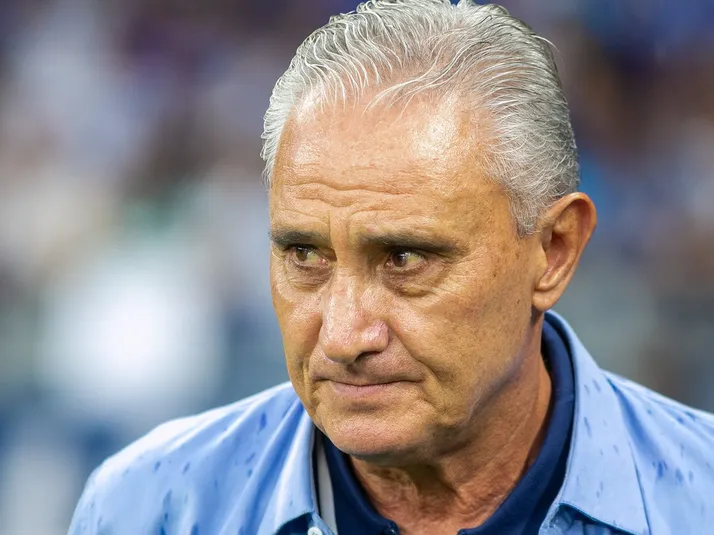Tite sofre situação em chegada do Cruzeiro em Patos de Minas