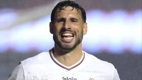 Calleri durante confronto contra o Primave no Paulistão de 2026.