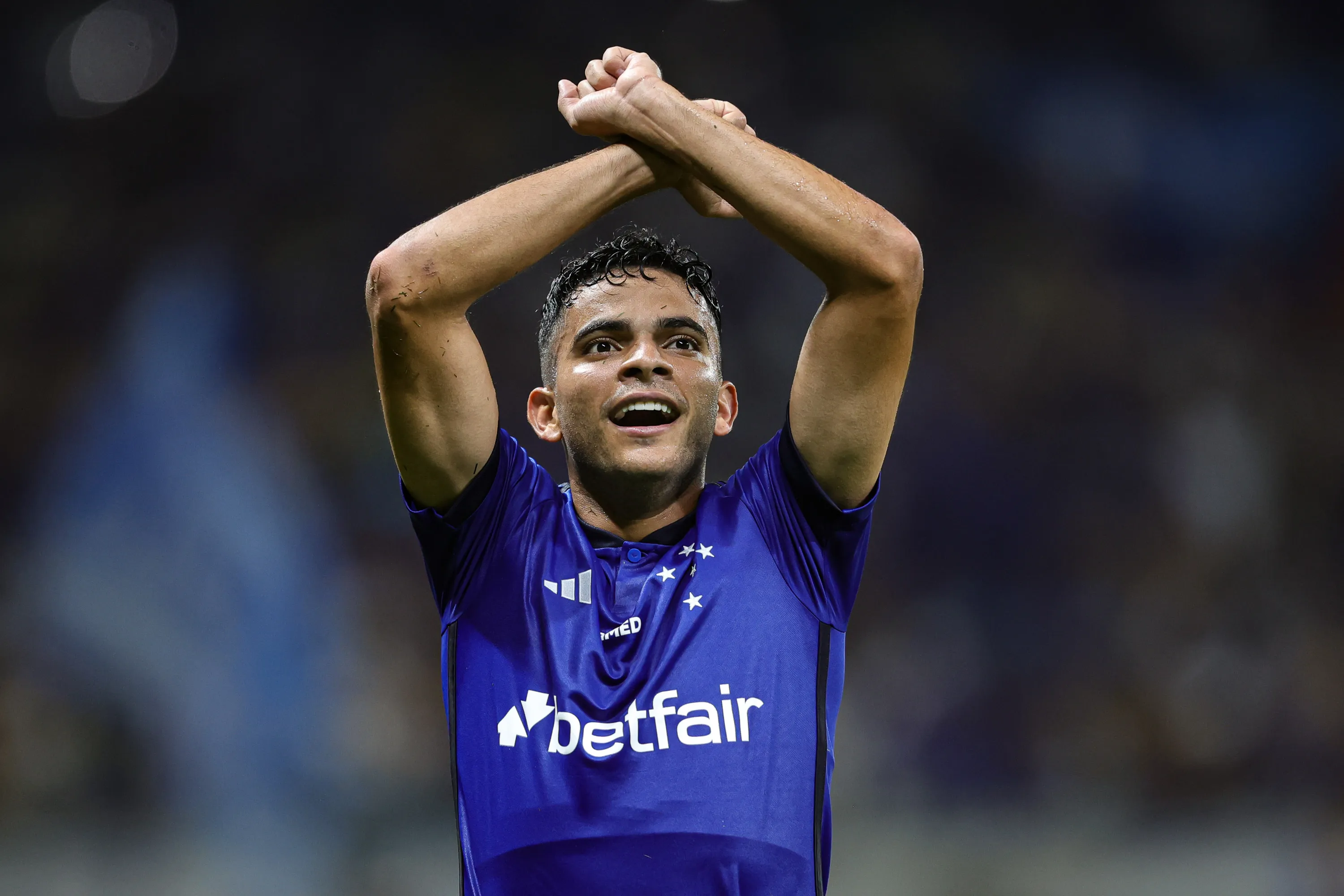 MG – BELO HORIZONTE – 25/10/2023 – BRASILEIRO A 2023, CRUZEIRO X BAHIA – Bruno Rodrigues jogador do Cruzeiro comemora seu gol durante partida contra o Bahia no estadio Mineirao pelo campeonato Brasileiro A 2023. Foto: Gilson Lobo/AGIF