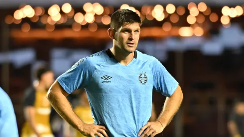 Kannemann jogador do Gremio durante aquecimento antes da partida contra o Sao Paulo no estadio Morumbi pelo campeonato Brasileiro A 2026. Foto: Jota Erre/AGIF
