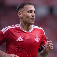 Alan Patrick é criticado por atuações fracas pelo Internacional