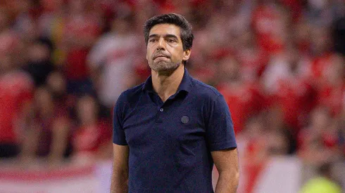 Abel Ferreira tecnico do Palmeiras durante partida contra o Internacional no estadio Beira-Rio pelo campeonato Brasileiro A 2026. Foto: Maxi Franzoi/AGIF