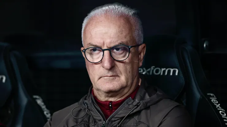 Dorival durante clássico contra o Palmeiras no Campeonato Paulista de 2026.