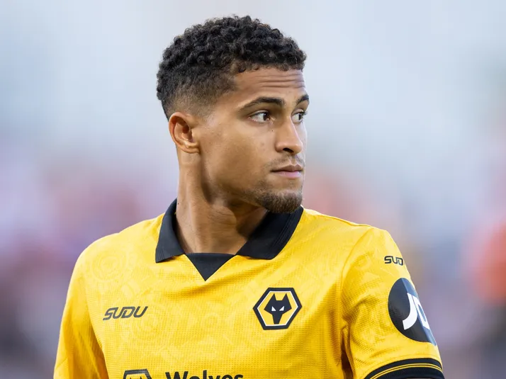 João Gomes, ex-Flamengo, é disputado por Napoli e Manchester United