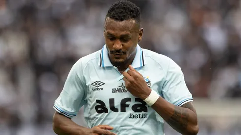 Edenilson jogador do Corinthians lamenta durante partida contra o Gremio no estadio Arena Corinthians pelo campeonato Brasileiro A 2025. Foto: Joisel Amaral/AGIF