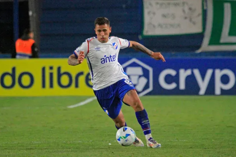 Chistian Oliva. Crédito: Pool Pelaez Burga/DiaEsportivo/Alamy Live News)