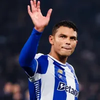 Thiago Silva é exaltado por torcedores europeus