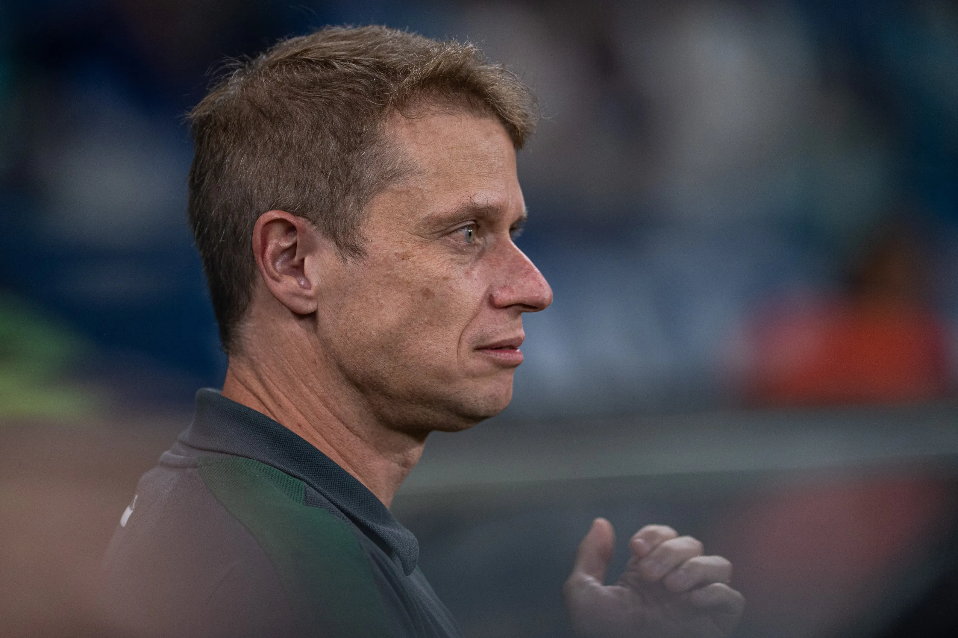Fernando Seabra tecnico do Coritiba durante partida contra o Cruzeiro no estadio Mineirao pelo campeonato Brasileiro A 2026. Foto: Alessandra Torres/AGIF