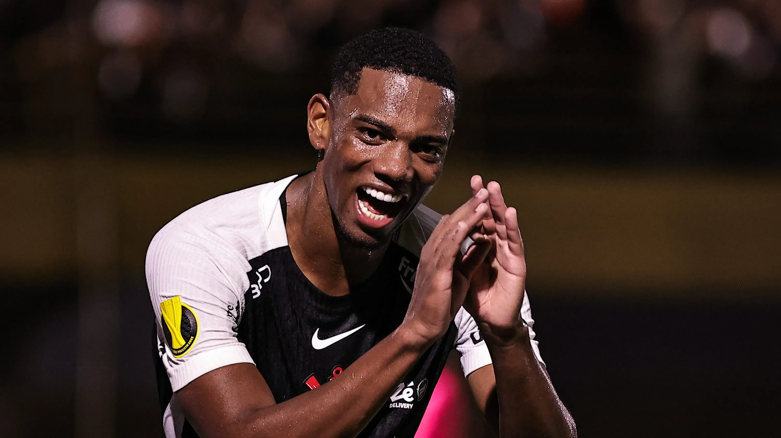 Timão recusou proposta por André - Foto: Fabio Giannelli/AGIF.