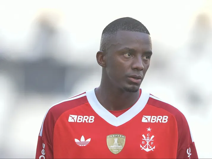 Andrew responde torcida do Botafogo após vaias contra o Flamengo