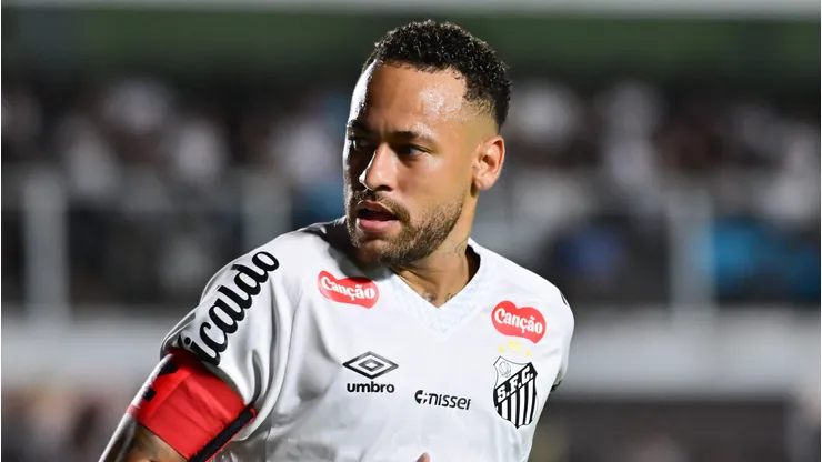 Santos acompanha possibilidade de Neymar ser convocado.