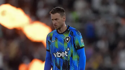 Neto goleiro do Botafogo durante partida contra o Flamengo no estadio Engenhao pelo campeonato Carioca 2026. Foto: Thiago Ribeiro/AGIF