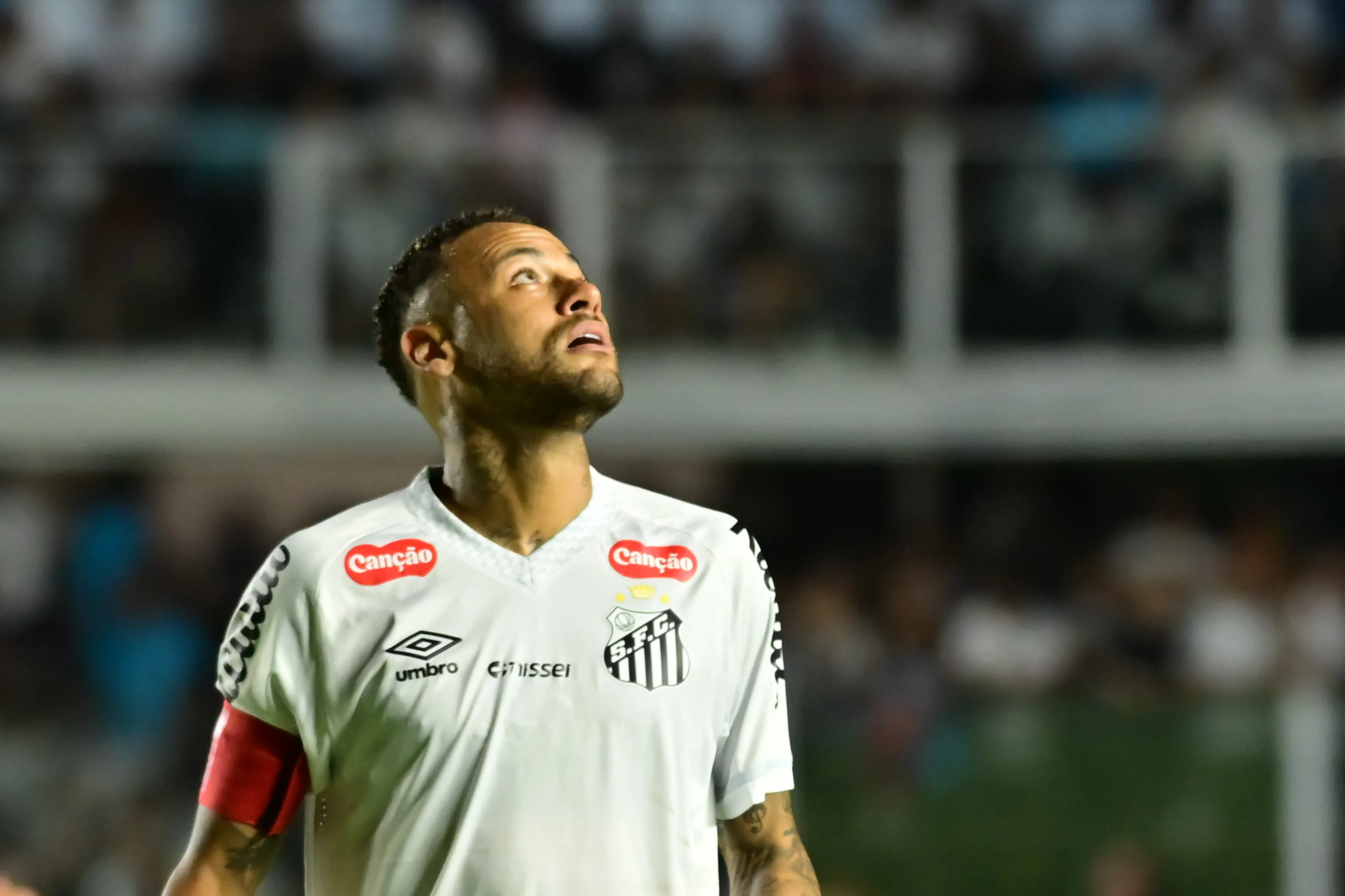 SP – SANTOS – 15/02/2026 – PAULISTA 2026, SANTOS X VELO CLUBE – Neymar Jr. jogador do Santos durante partida contra o Velo Clube no estadio Vila Belmiro pelo campeonato Paulista 2026.  Foto: Jota Erre/AGIF