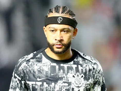 Dorival tranquiliza no Corinthians sobre Gustavo Henrique e Memphis Depay