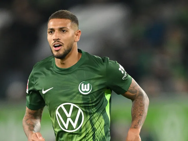 Alvo de Corinthians,Vini Souza confirma sondagem para retornar ao Brasil