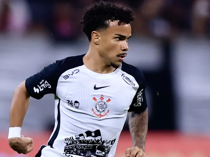 Dorival Júnior revela data de retorno de Kaio César