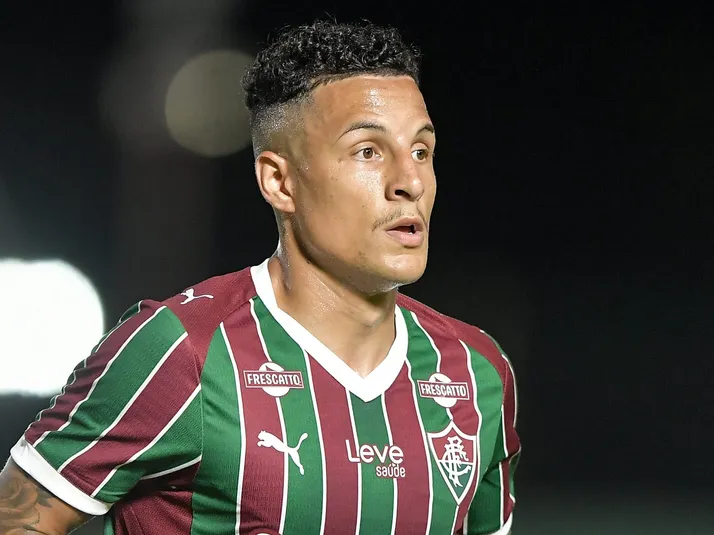 Zubeldía não confirma Hércules e Arana em Fluminense x Vasco