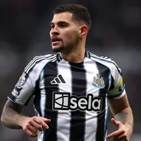 Bruno Guimarães vai continuar recuperação no CT do Botafogo