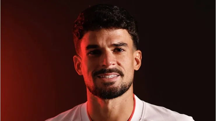 Cauly estará à disposição de Crespo contra o RB Bragantino - Foto: Reprodução X oficial São Paulo.