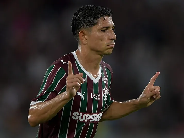 Savarino manda recado para Zubeldía após 1º gol pelo Fluminense