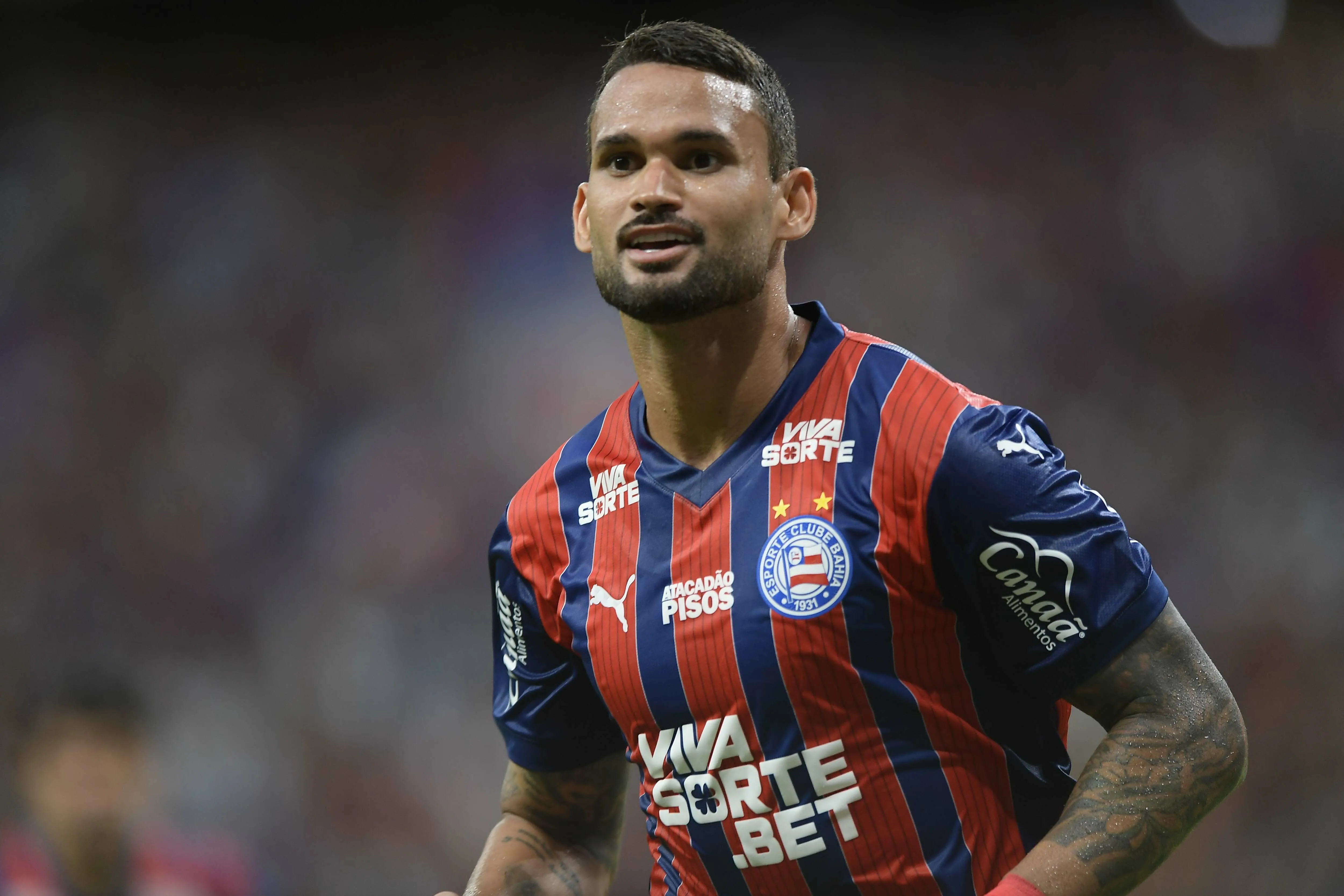 Willian Jose jogador do Bahia comemora seu gol durante partida contra o Bragantino no estadio Arena Fonte Nova pelo campeonato Brasileiro A 2025. Foto: Jhony Pinho/AGIF