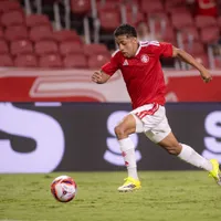 Barcellos "se apressa" para renovar com Allex no Internacional após sondagens