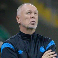 Jornalista afirma que não queria saída de Mano Menezes