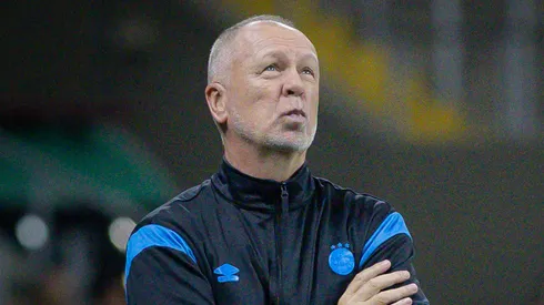 Mano Menezes tecnico do Gremio durante partida contra o Fluminense no estadio Arena do Gremio pelo campeonato Brasileiro A 2025. Foto: Maxi Franzoi/AGIF