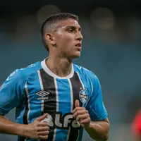 Monsalve vive incerteza no Grêmio após lesão e Castro planeja mudanças