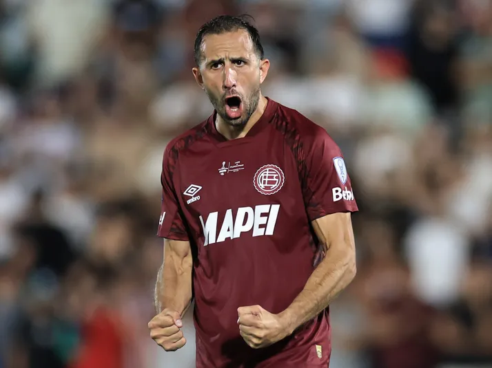 Zagueiro do Lanús comenta valor do elenco do Flamengo