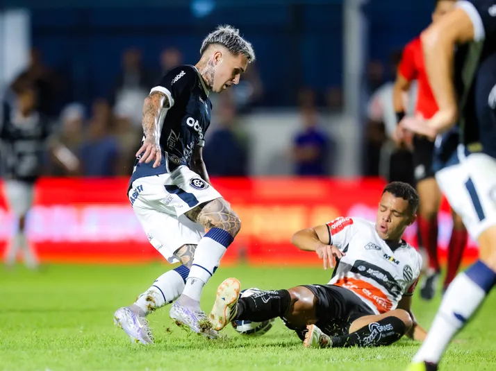 Botafogo avança em negociação por Diego Hernández, mas enfrenta obstáculo