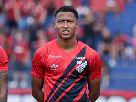 Isaac entra em fase final de recuperação no Athletico-PR