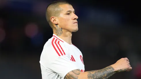 Alan Benitez jogador do Internacional durante partida contra o Bragantino no estadio Cicero De Souza Marques pelo campeonato Brasileiro A 2025.