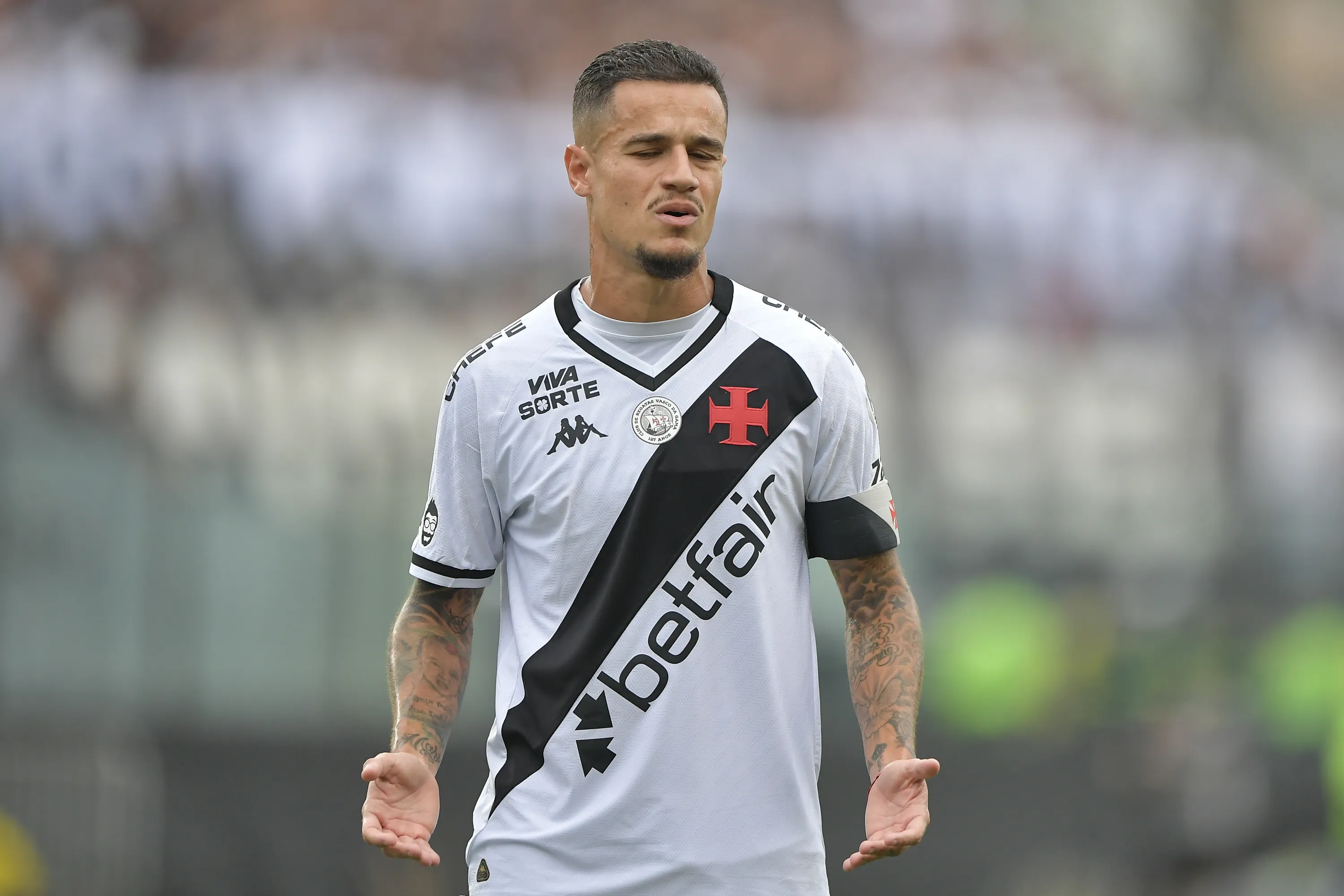 RJ – RIO DE JANEIRO – 24/08/2025 – BRASILEIRO A 2025, VASCO X CORINTHIANS – Coutinho jogador do Vasco durante partida contra o Corinthians no estadio Sao Januario pelo campeonato Brasileiro A 2025. Foto: Thiago Ribeiro/AGIF