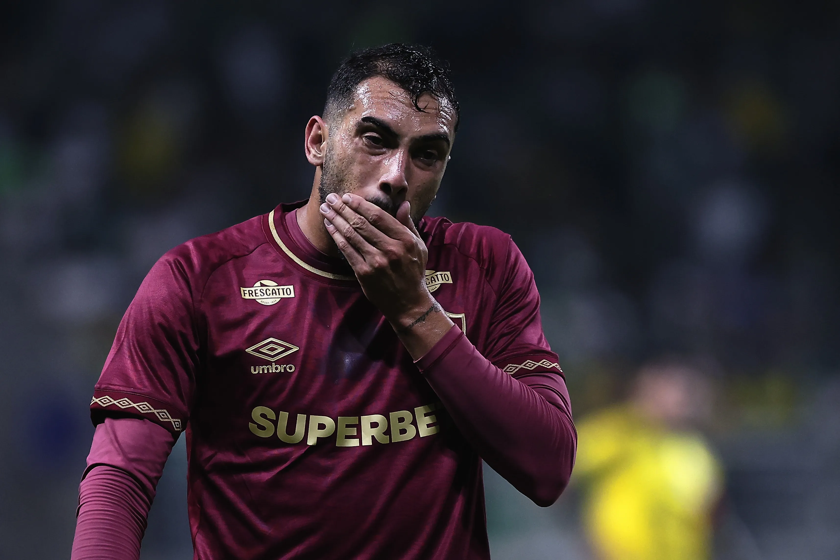 Freytes jogador do Fluminense durante partida contra o Palmeiras no estadio Arena Allianz Parque pelo campeonato Brasileiro A 2025. Foto: Ettore Chiereguini/AGIF
