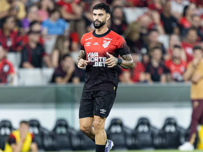 Mastriani e Habraão não fazem parte dos planos do Athletico-PR