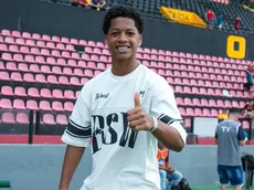 Botafogo monitora Zé Lucas, volante do Sport